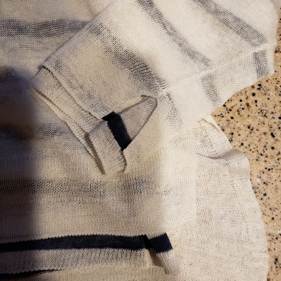 Eileen Fisher SZ XS linen sweater - Picture 4 of 4